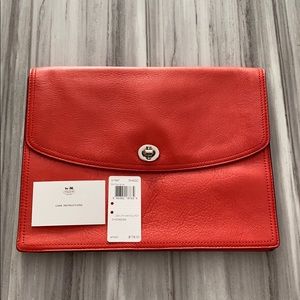 New Coach Women Universal Clutch